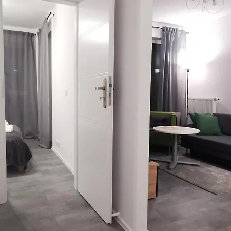 Lodzki Kat Apartment *